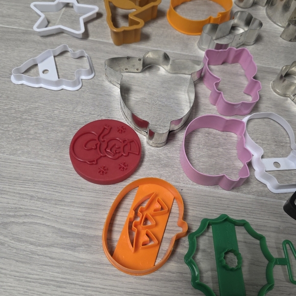 Random Various Cookie Cutter - Picture 2 of 8